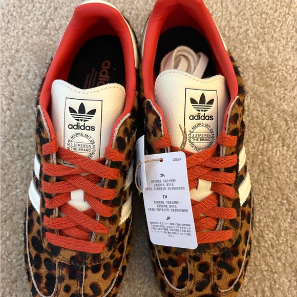 Adidas Women's Samba Sneakers in Leopard Print - Picture 5 of 6